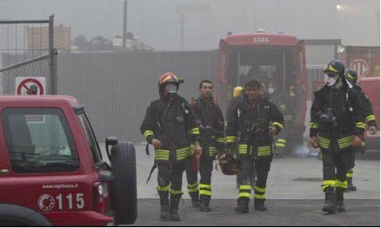 意大利烟花厂发生爆炸  建筑物倒塌致2死4伤