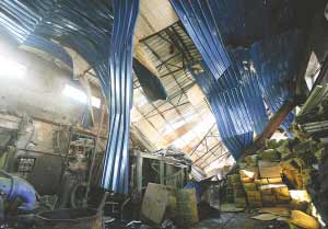 吉林九台造纸厂发生爆炸1人重伤